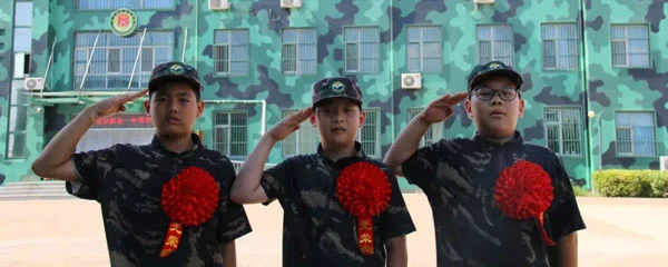 如何选择适合篮球康复训练的器材_1